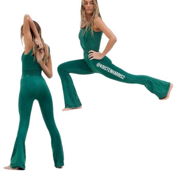 Free People Movement Good Karma Flare Onesie Size M/L NWOT - Picture 2 of 16